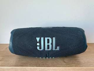 Продаю колонку JBL Charge 5