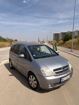 Все еще продается · Opel Meriva A, 2004 г