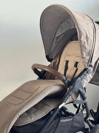 Привет. Есть коляска valco baby trend 4