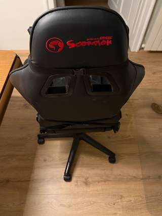 Кресло Born for Gaming Scorpion