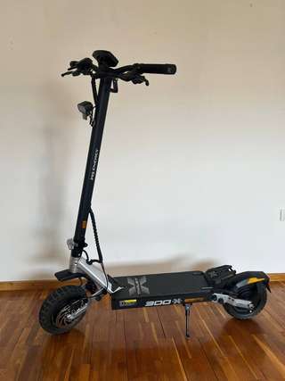 Продам самокат MS ENERGY THRUST 300X
