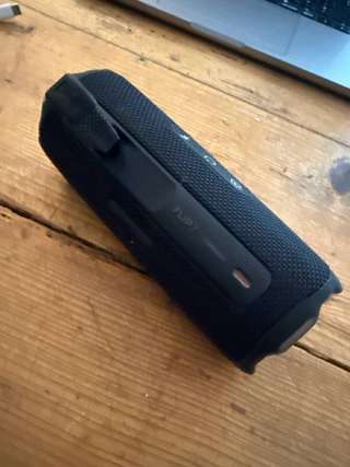 JBL Flip 7 (Black)