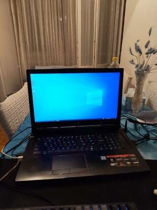 Продам ноутбук MSI GE73 Raider RGB 8RE (17.3" 120Hz / i7 / 32GB RAM / 1TB SSD