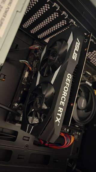 Продаю видеокарту ASUS RTX 3050