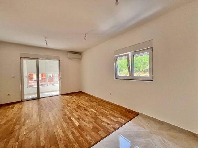 Продажа квартиры и паркинг-мест в Бечичи — фото 5 из 10