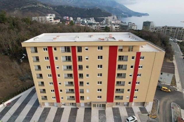 Продажа квартиры и паркинг-мест в Бечичи — фото 9 из 10
