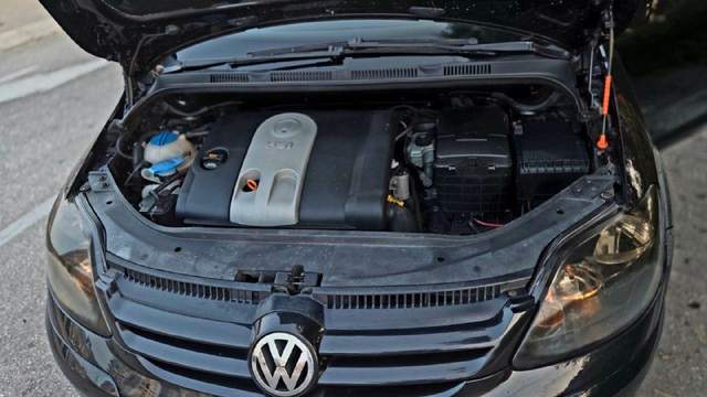 г. Бар. Продаю VW Golf Plus. 2005, Euro 4, бензин, механика, 189000km, 1598sm3 — фото 7 из 10