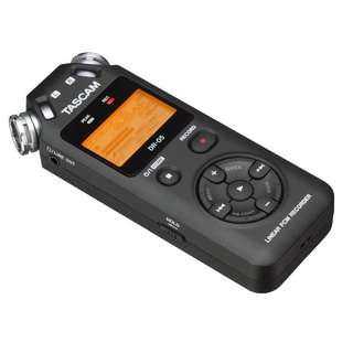 Портативный стерео-рекордер Tascam DR-05