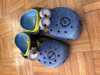 Crocs minions J4 · Decathlon кроссовки 36р