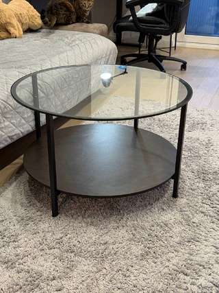 Журнальный стол IKEA VITTSJÖ