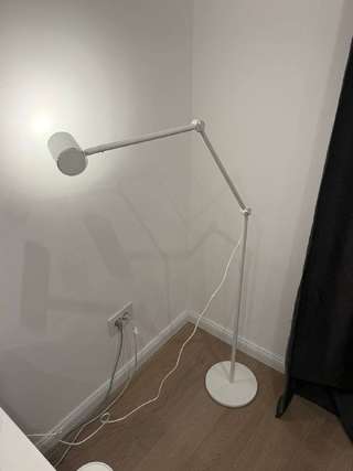 Напольная лампа для чтения IKEA NYMÅNE