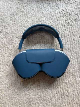 Apple AirPods Max — Sky Blue