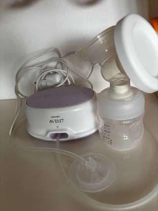 1. Молокоотсос philips Avent и бутылочка 0+