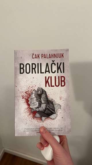 Чак Паланик на сербском