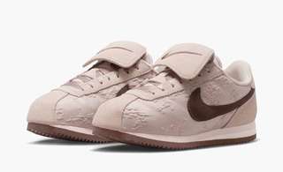 Кроссовки · Nike Cortez Textile WMNS Silt Red/Phantom/Light Chocolate