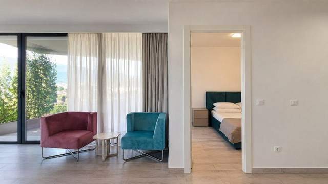 В комплексе Royal Gardens, в самом центре Будвы, сдам односпальный люкс апарта — фото 5 из 10
