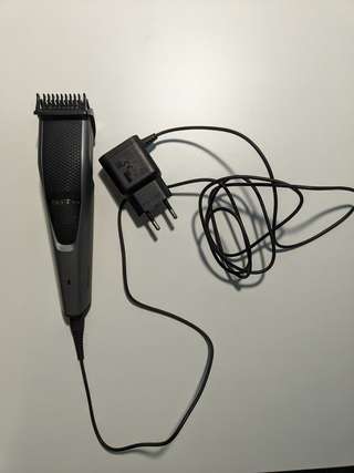 Продам триммер для бороды Philips BT3216