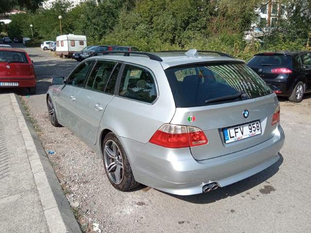 Продажа авто BMW 525d E61, 2005 год, автомат дизель — фото 6 из 10