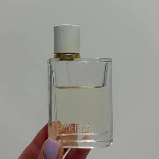 Духи BURBERRYHer Edt (зеленые, со вкусом груши)
