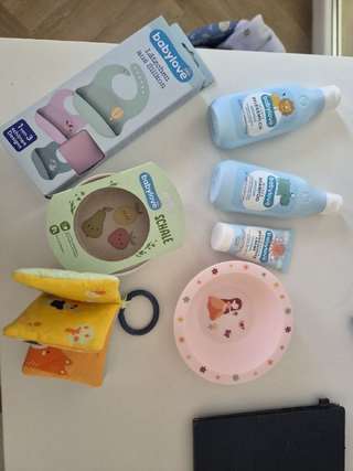 Новый набор babylove из DM. Всё новое, не использовалось: мисочка, тарелочка
