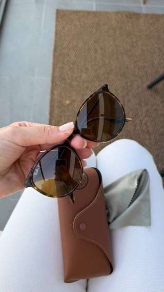 Солнцезащитные очки с поляризацией Ray-Ban RB[контакт скрыт]. Размер 54, цвет