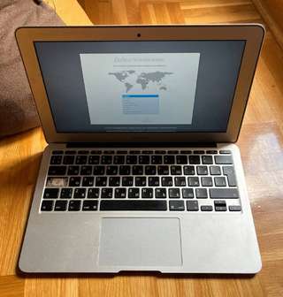 Продаю macbook air 11 inch