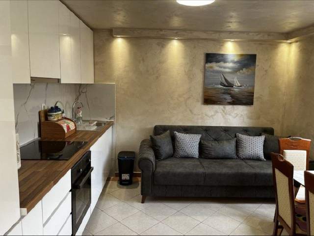Продается просторная квартира с 2 спальнями в самом центре Будвы за 285 000€ — фото 9 из 10