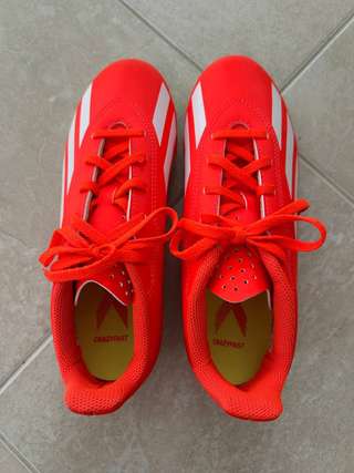 Продам: Детские бутсы adidas, модель CRAZYFAST, Размер FR 37,5, длина стельки