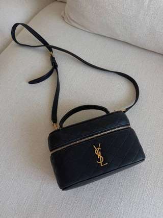 Сумка Saint Laurent gaby Vanity