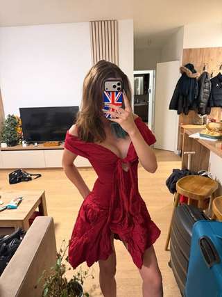 Продаю платье от бренда Magda Butrym