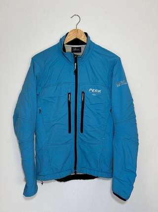 Куртка Peak Performance отличное состояние ,размер M 1400 динар