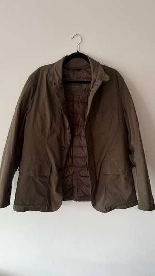 Куртка Massimo Dutti в размере L в отличном состоянии, носили 3-4 раза всего