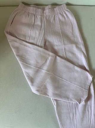 Zara roze pantalone, retko nosene, l velicina, 1000 din