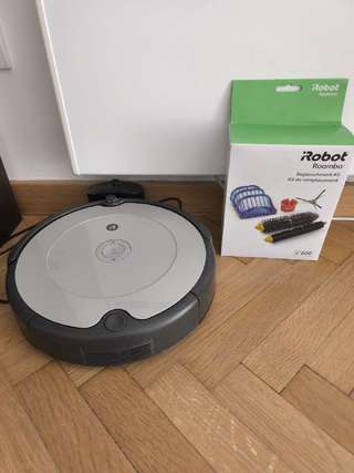 Американский робот пылесос iRobot Roomba