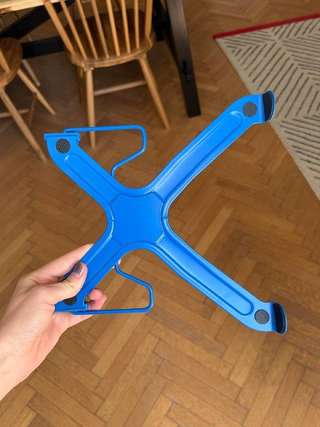 Продаю подставку под ноутбук из IKEA🧑💻