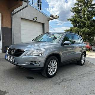 Продаю Volkswagen Tiguan 2.0 TDI 4Motion, автомат