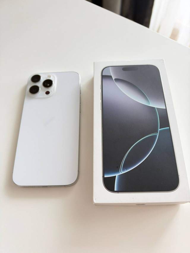 IPhone 16 pro max в идеальном состоянии, без царапин и следов использования — фото 2 из 10