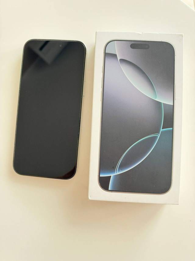 IPhone 16 pro max в идеальном состоянии, без царапин и следов использования — фото 9 из 10