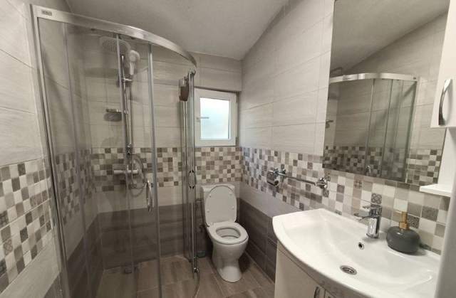 🏠 Сдаётся первый этаж нового дома у Старого Бара — фото 7 из 10