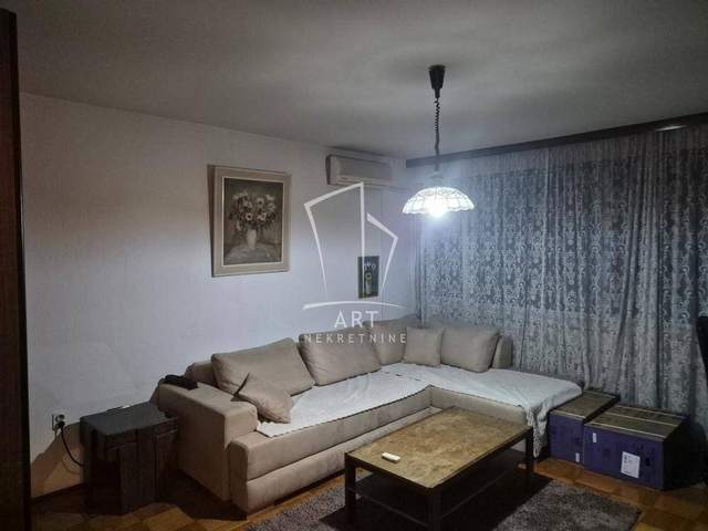 🔗 Trosobni stan u dobrom stanju, peti sprat, Medaković, Beograd — фото 1 из 4