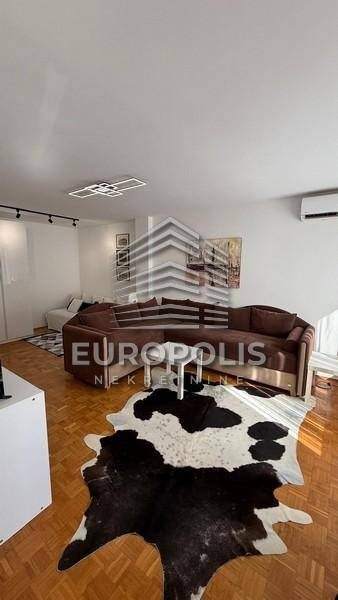 🔗 Dvosobni stan treći sprat, Mladost — фото 1 из 2