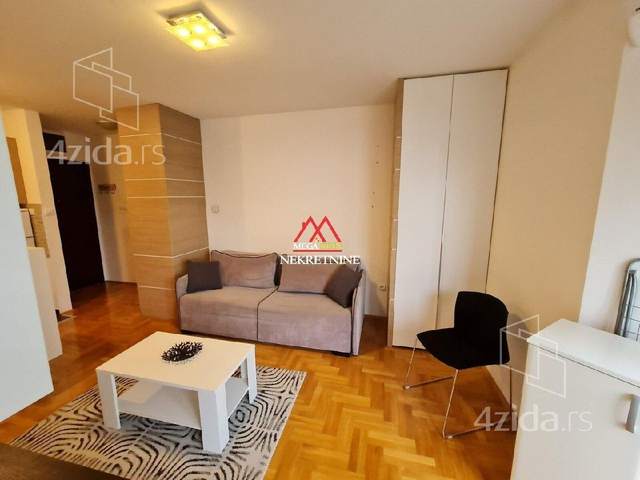 🏠 Аренда · Novi Sad, Stari Grad — фото 1 из 2