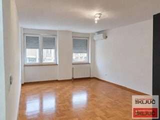 🏠 Аренда · Novi Sad, Rotkvarija