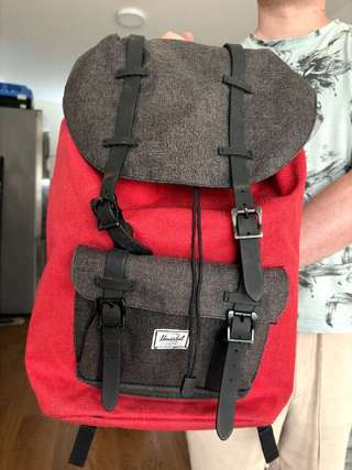Рюкзак Herschel · 3000 динар