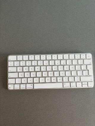 Продам различную технику Apple, всё мало б/у, всё оригинальное, любые проверки