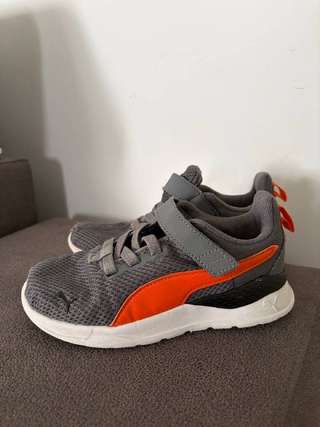 Кроссовки Puma 31 размер . 700 динар Променада