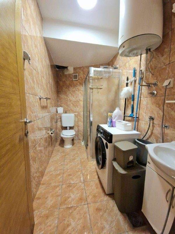Квартира с 1-й спальней в Кумборе, рядом с Порто Нови — фото 8 из 10