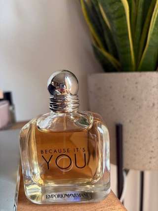 1. Armany Because it’s you 100мл, куплен пару месяцев назад в Duty free, испол