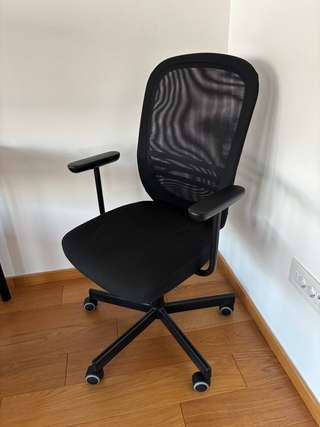 1) Стул IKEA Flintan с подлокотниками
