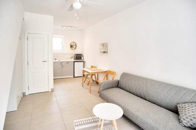 🏠 Недвижимость с 1 спальней · Херцег-Нови · €500 / мес — фото 4 из 10
